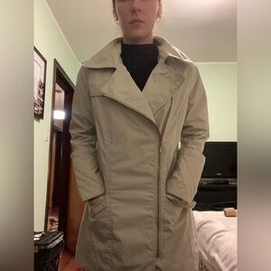 Suzy Shier Rain Coat 🧥